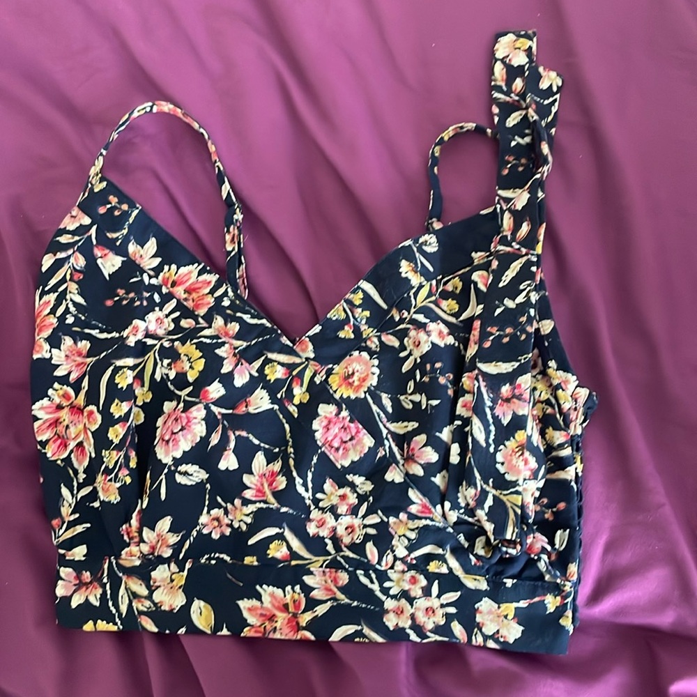 XS Navy blue floral summer top